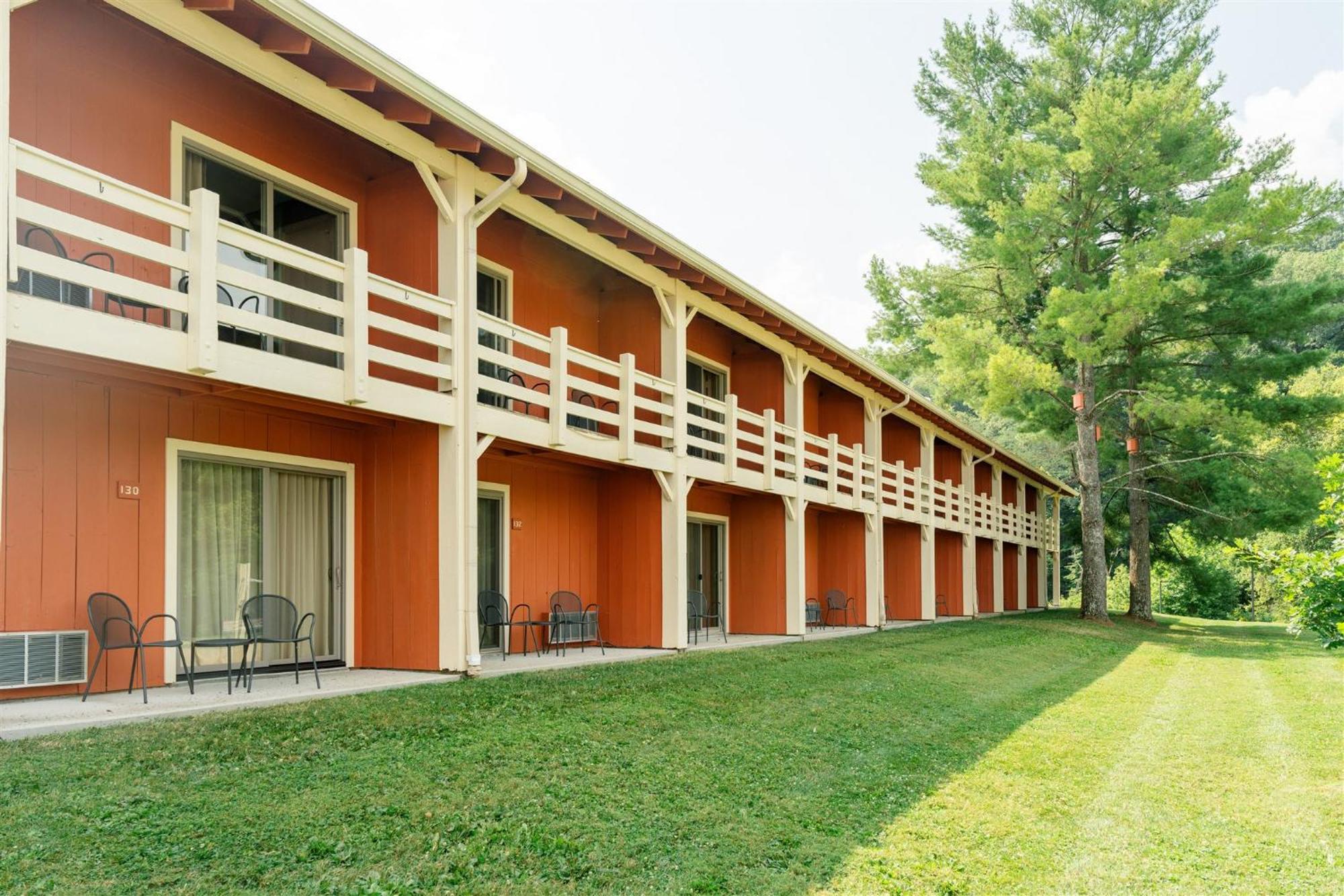 Brown County Inn Nashville Extérieur photo