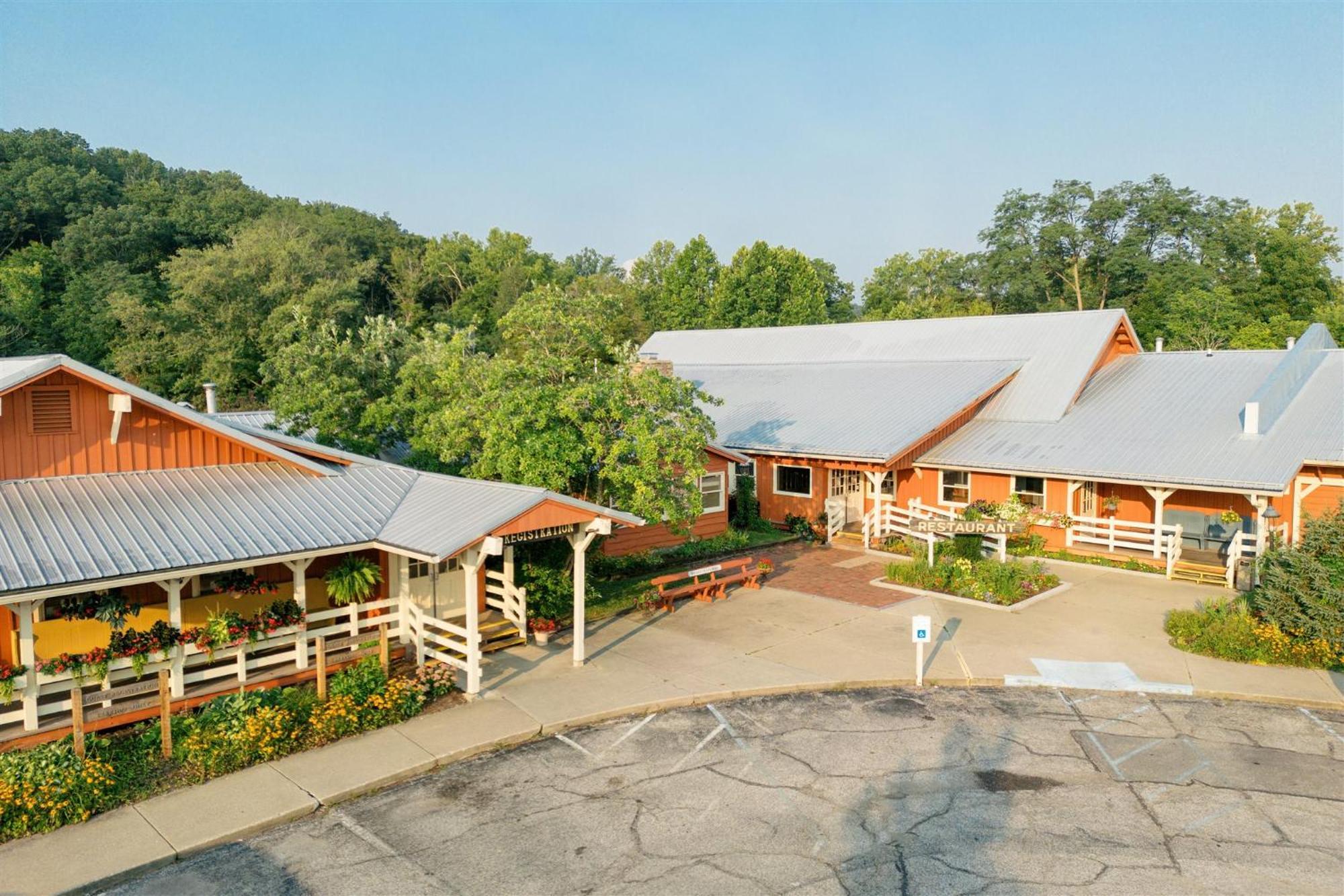 Brown County Inn Nashville Extérieur photo