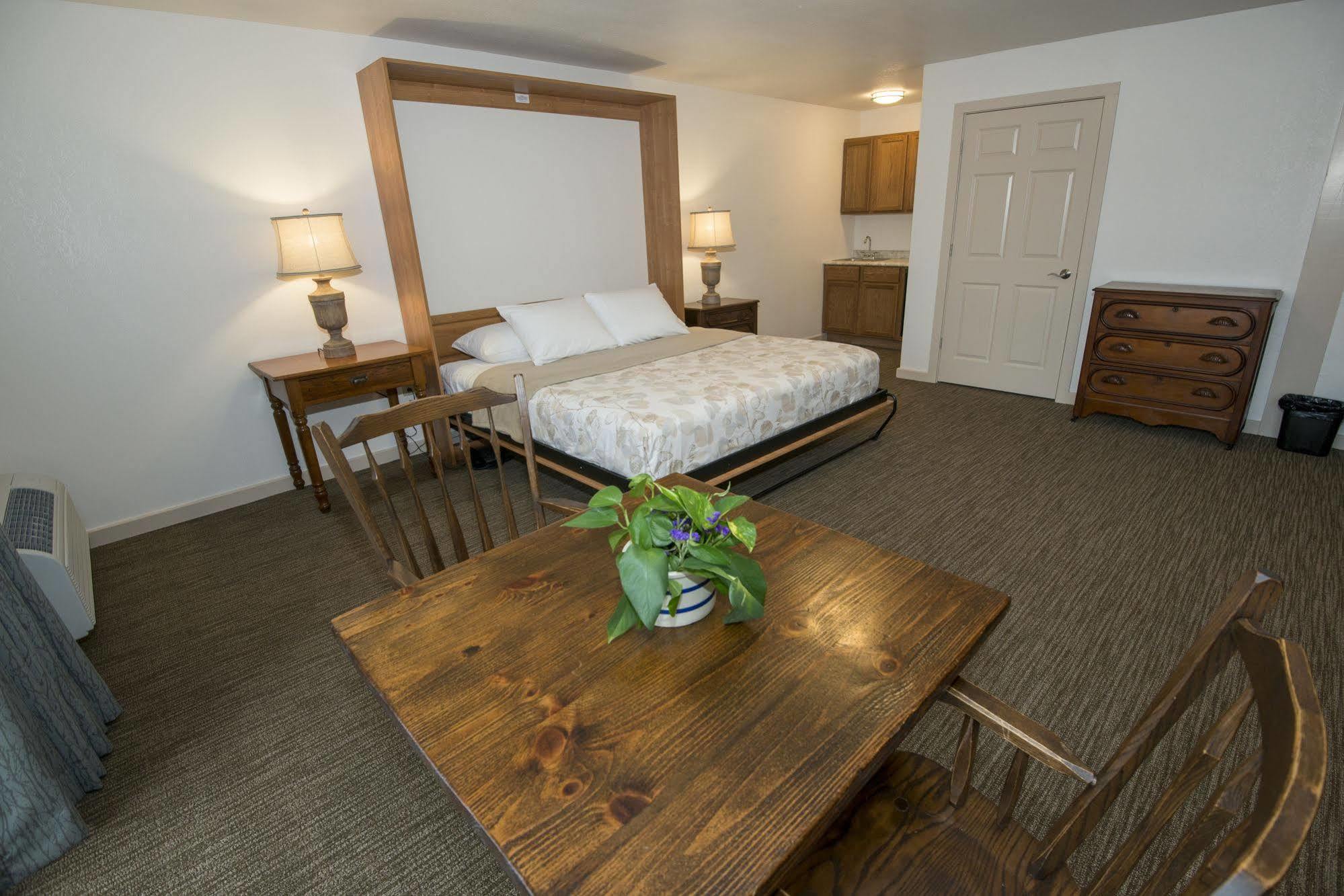Brown County Inn Nashville Extérieur photo