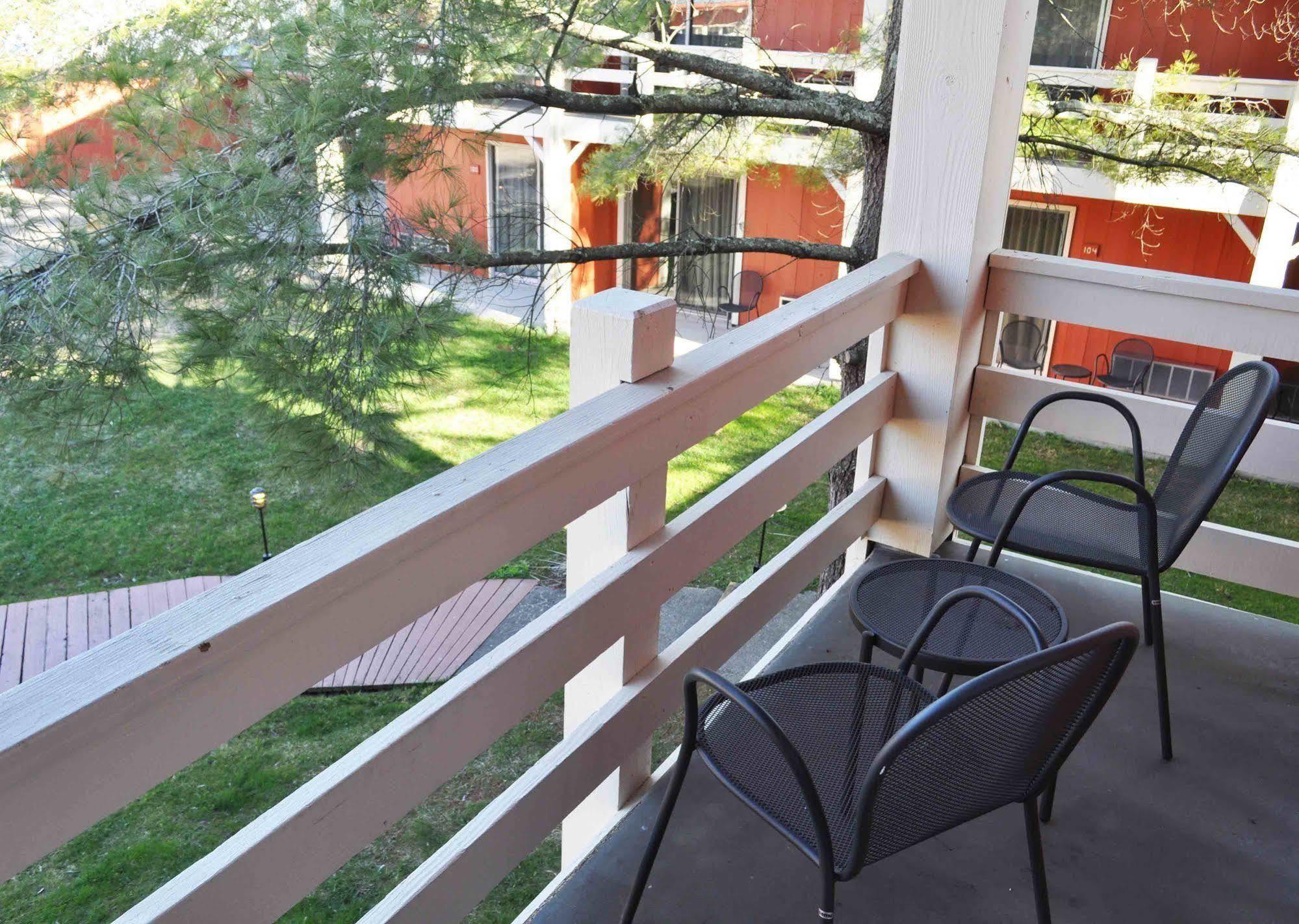 Brown County Inn Nashville Extérieur photo